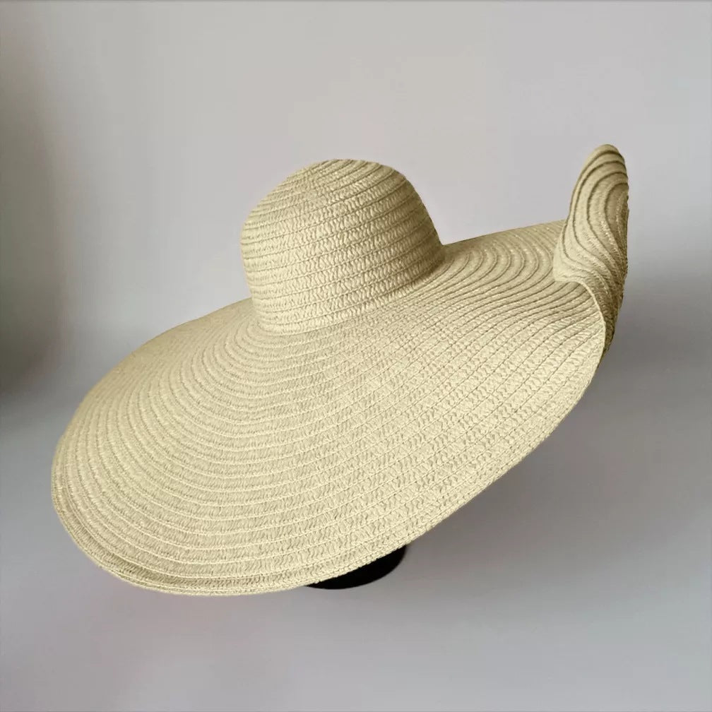 Super Large Brim Straw Hat Female Foldable Beach Hat
